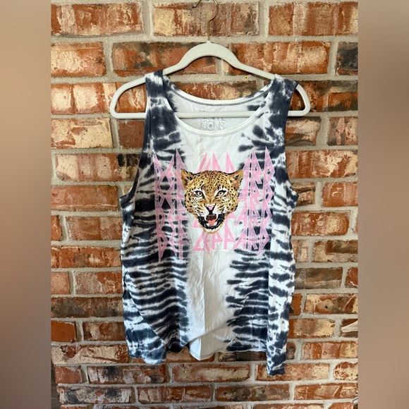 Torrid Black and White Tie-Dye def leopard Tank Top - Picture 2 of 8